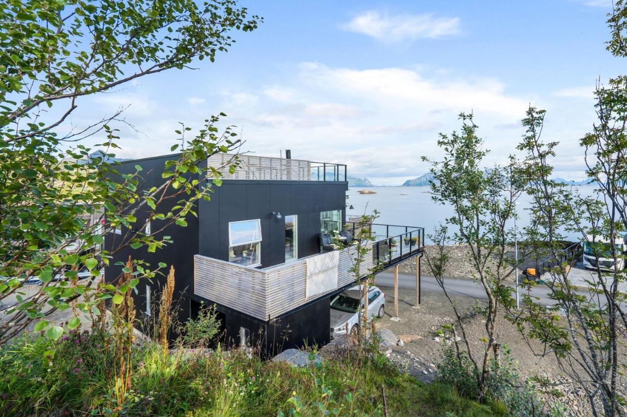 Nydelig Moderne Villa Med Fantastisk Beliggenhet. カベルヴォーグ エクステリア 写真